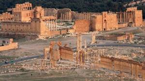 Le site de Palmyre, très riche en ruines archéologiques, est classé au patrimoine mondial de l'UNESCO depuis 1980, et classé « en péril » depuis la guerre civile syrienne.